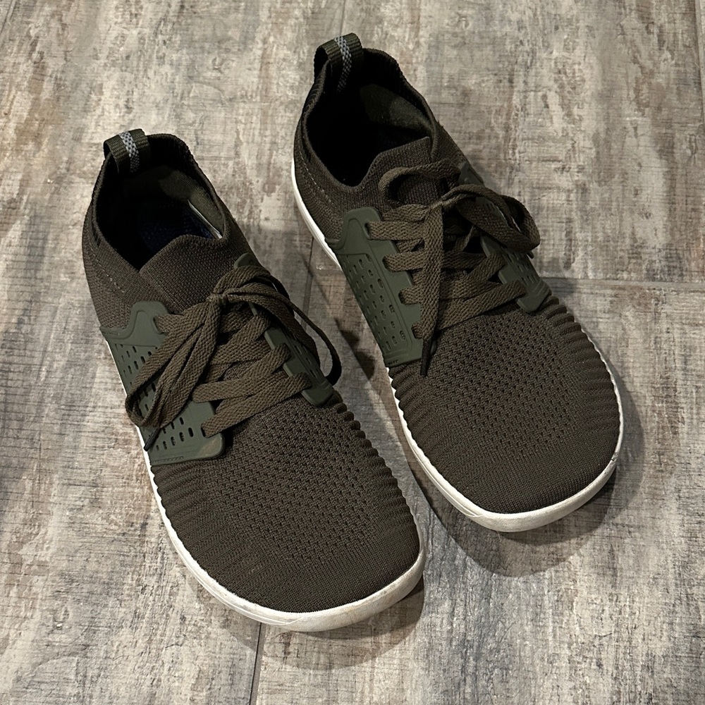 WHITIN Olive Green Women's Sneakers